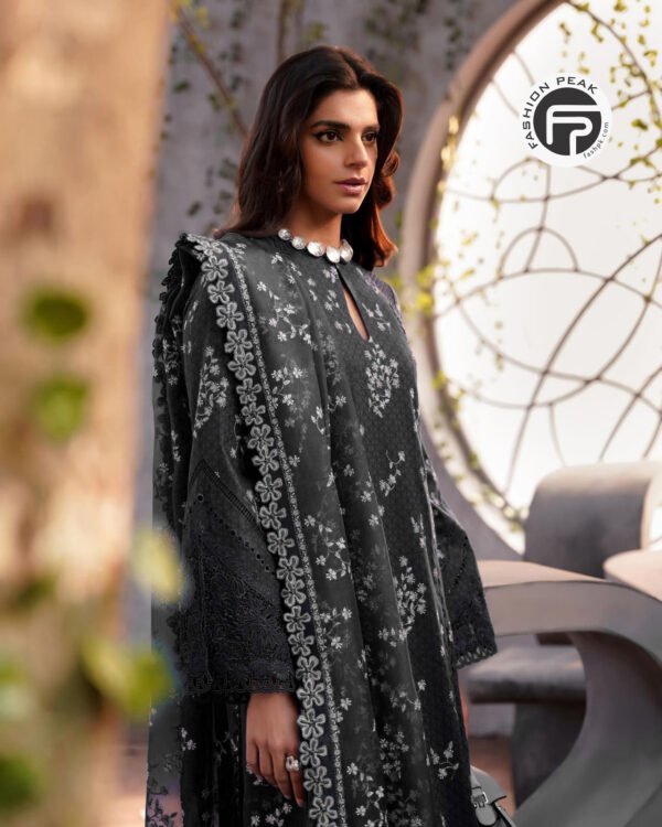 Suffuse Maha Embroidered Luxury Lawn Collection